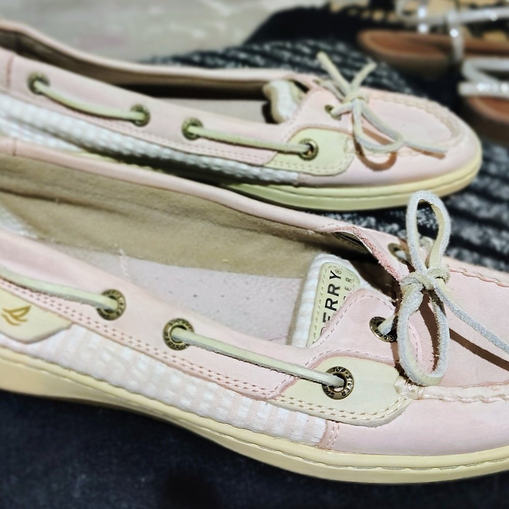 Sperry Women's Light Pink Loafers
